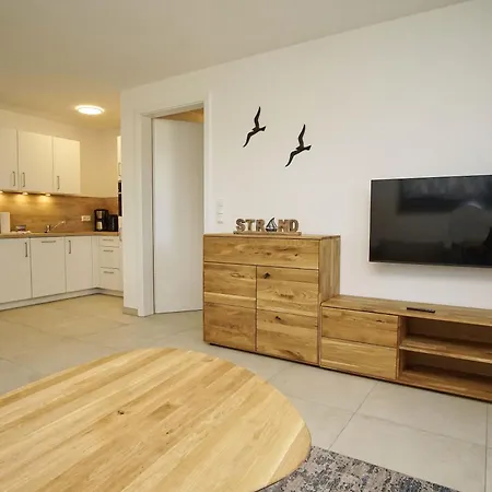 Rex Rugia Haus 17 04