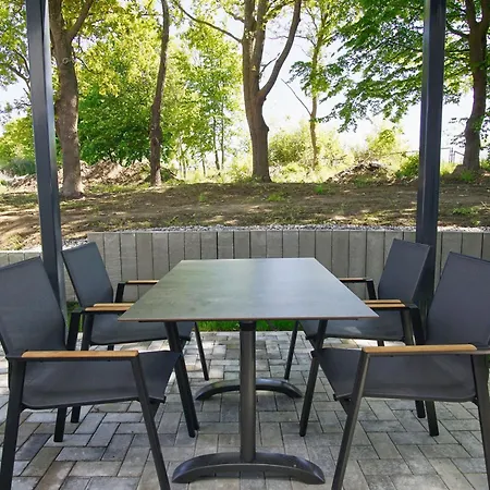 Rex Rugia Haus 17 04 Lobbe